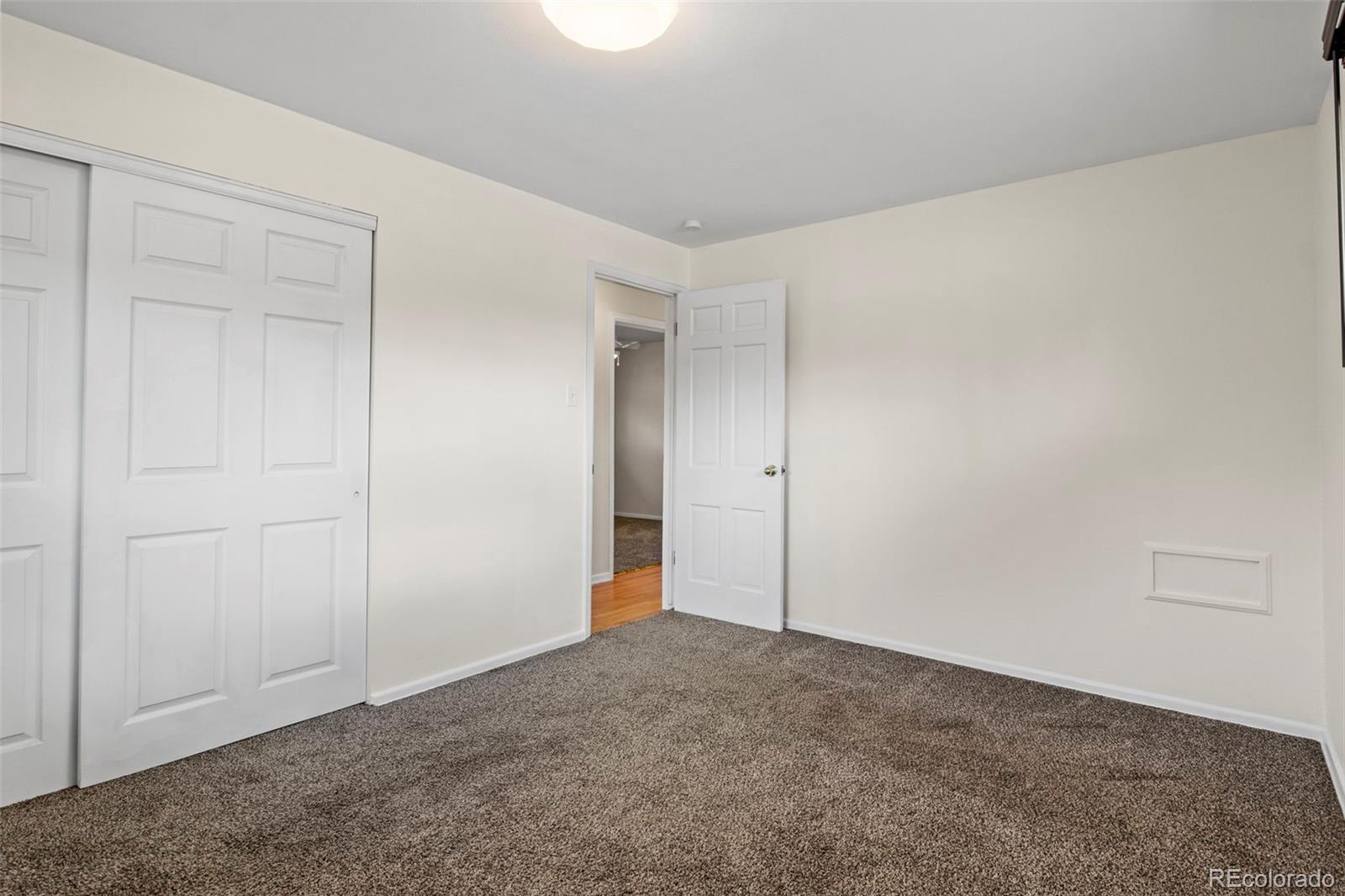 MLS Image #19 for 2415 e maplewood avenue,centennial, Colorado