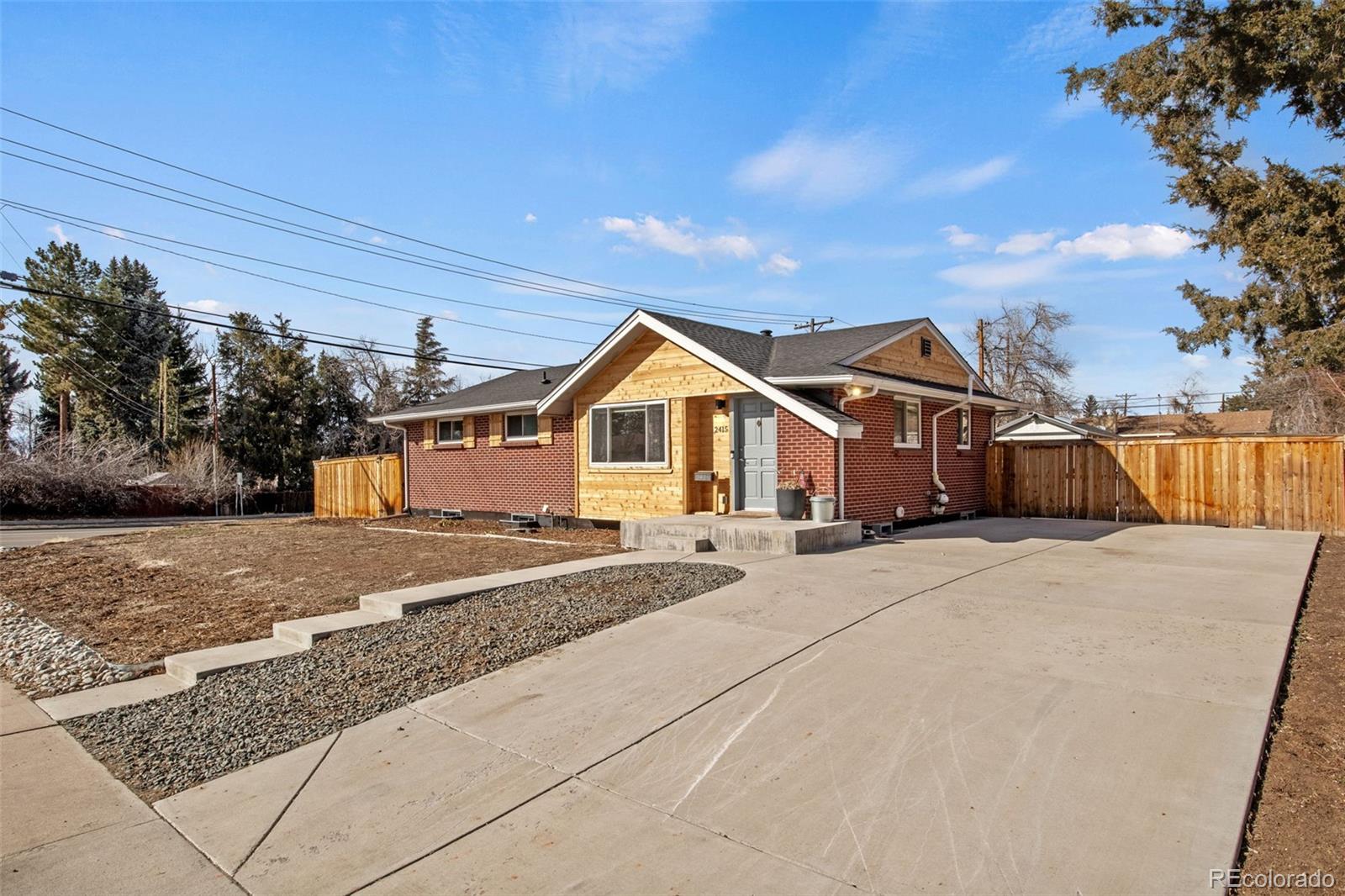 MLS Image #2 for 2415 e maplewood avenue,centennial, Colorado