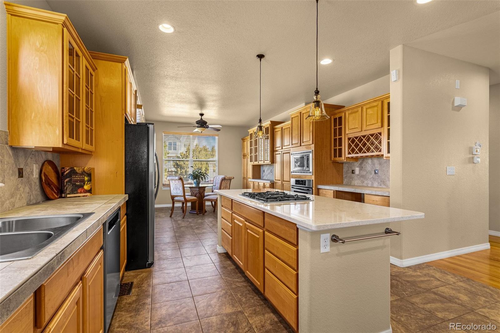 MLS Image #8 for 17533 w 60th lane,arvada, Colorado