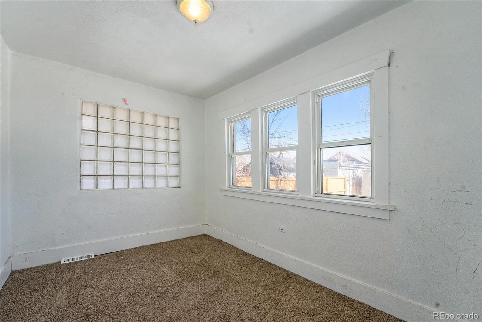 MLS Image #8 for 2810 n fillmore street,denver, Colorado