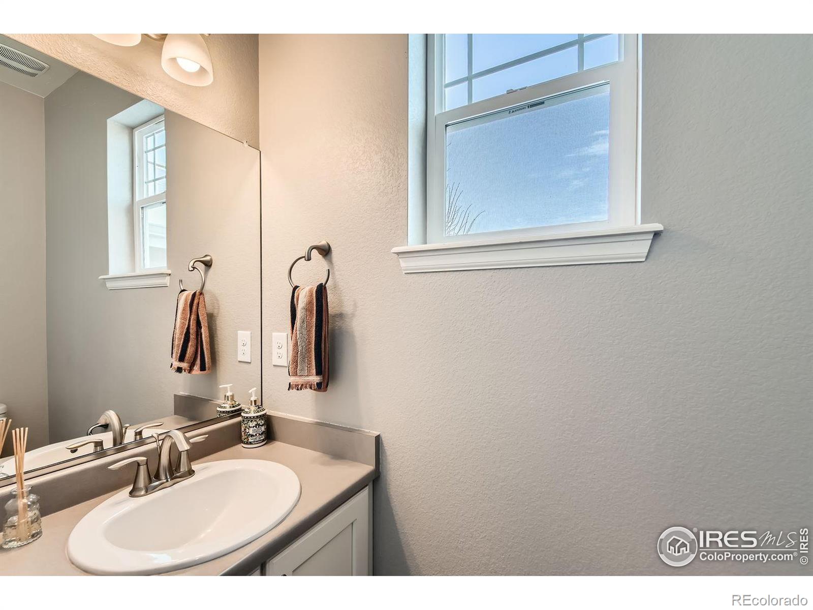 MLS Image #12 for 2289  french circle,longmont, Colorado