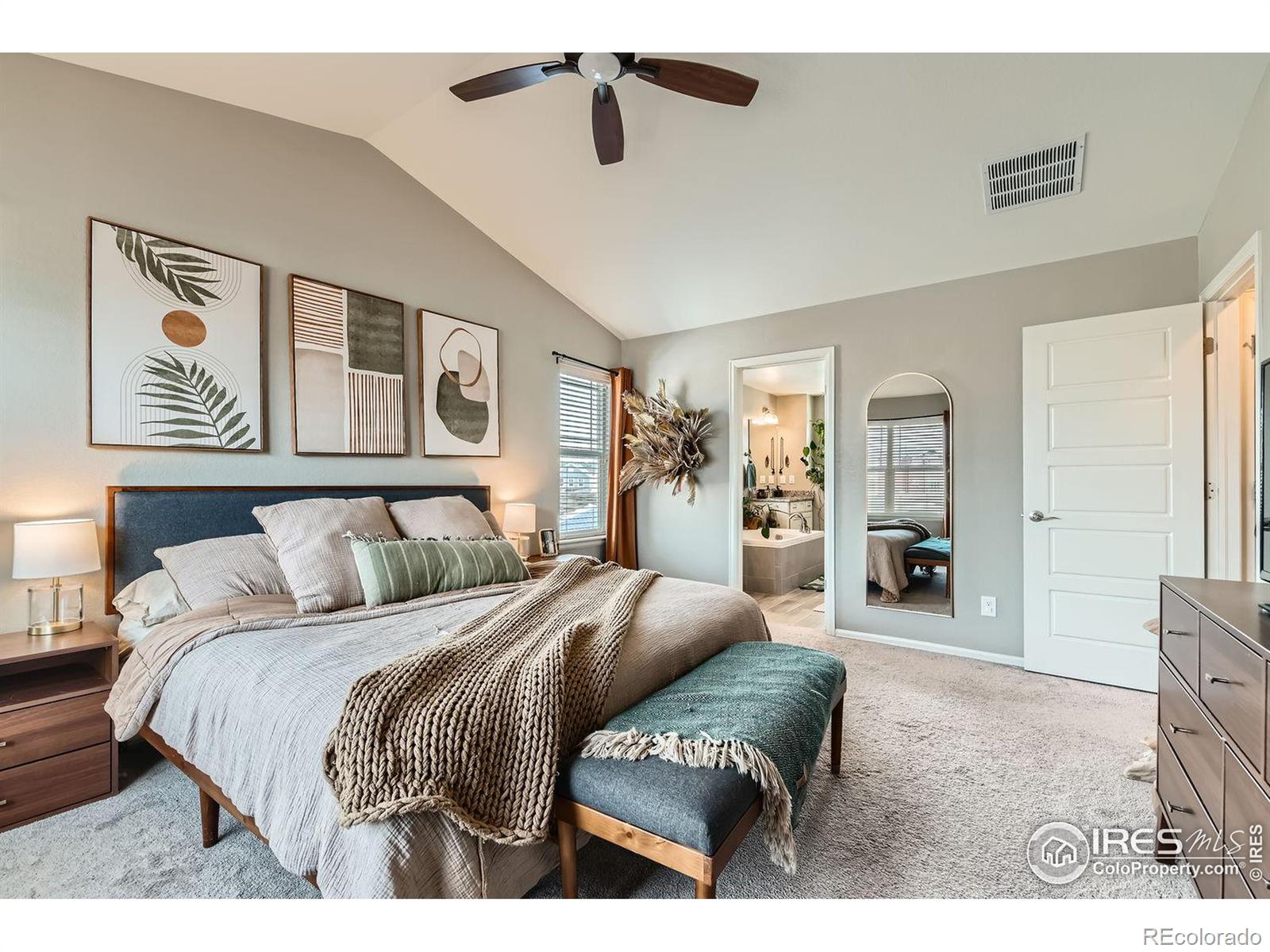 MLS Image #14 for 2289  french circle,longmont, Colorado