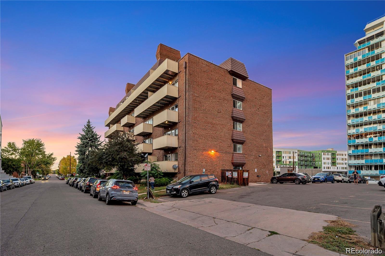 MLS Image #13 for 4110  hale parkway parkway,denver, Colorado