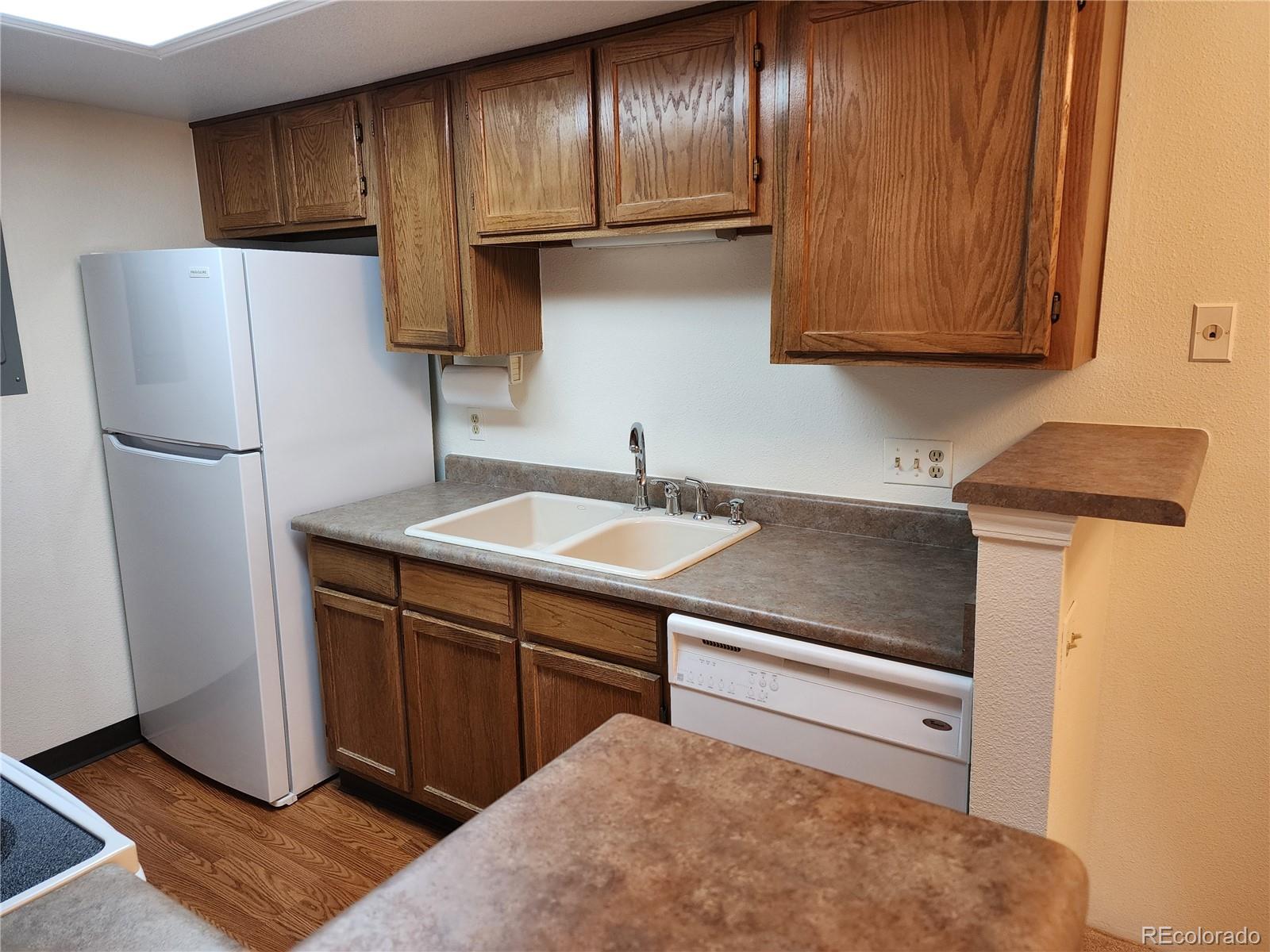 MLS Image #6 for 8335  fairmount drive 8-206,denver, Colorado