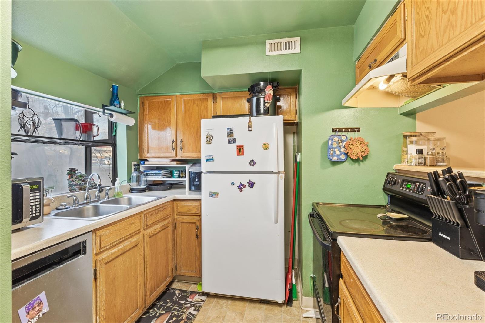 MLS Image #12 for 343 w lehow avenue,englewood, Colorado