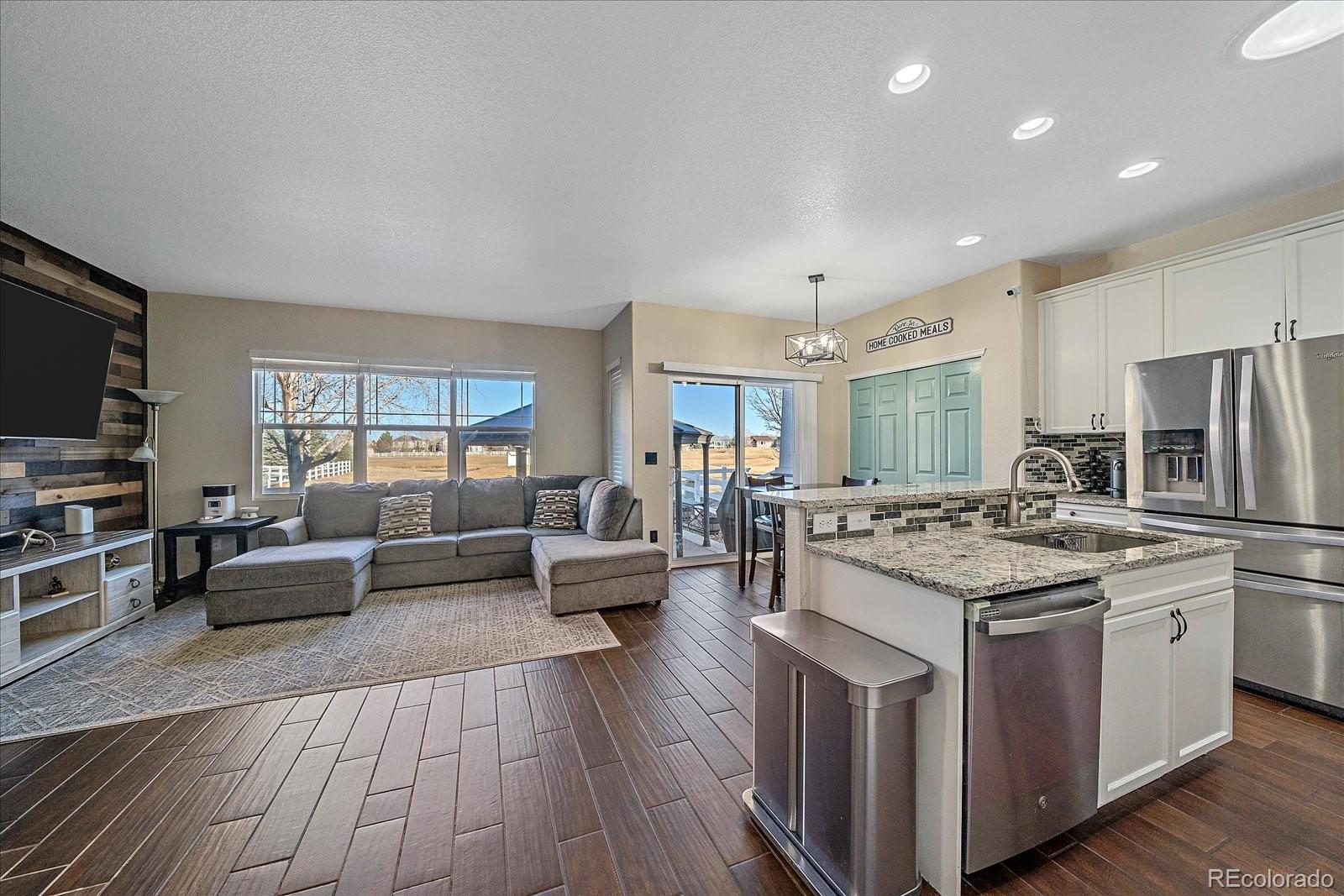 MLS Image #6 for 1392 s duquesne circle,aurora, Colorado