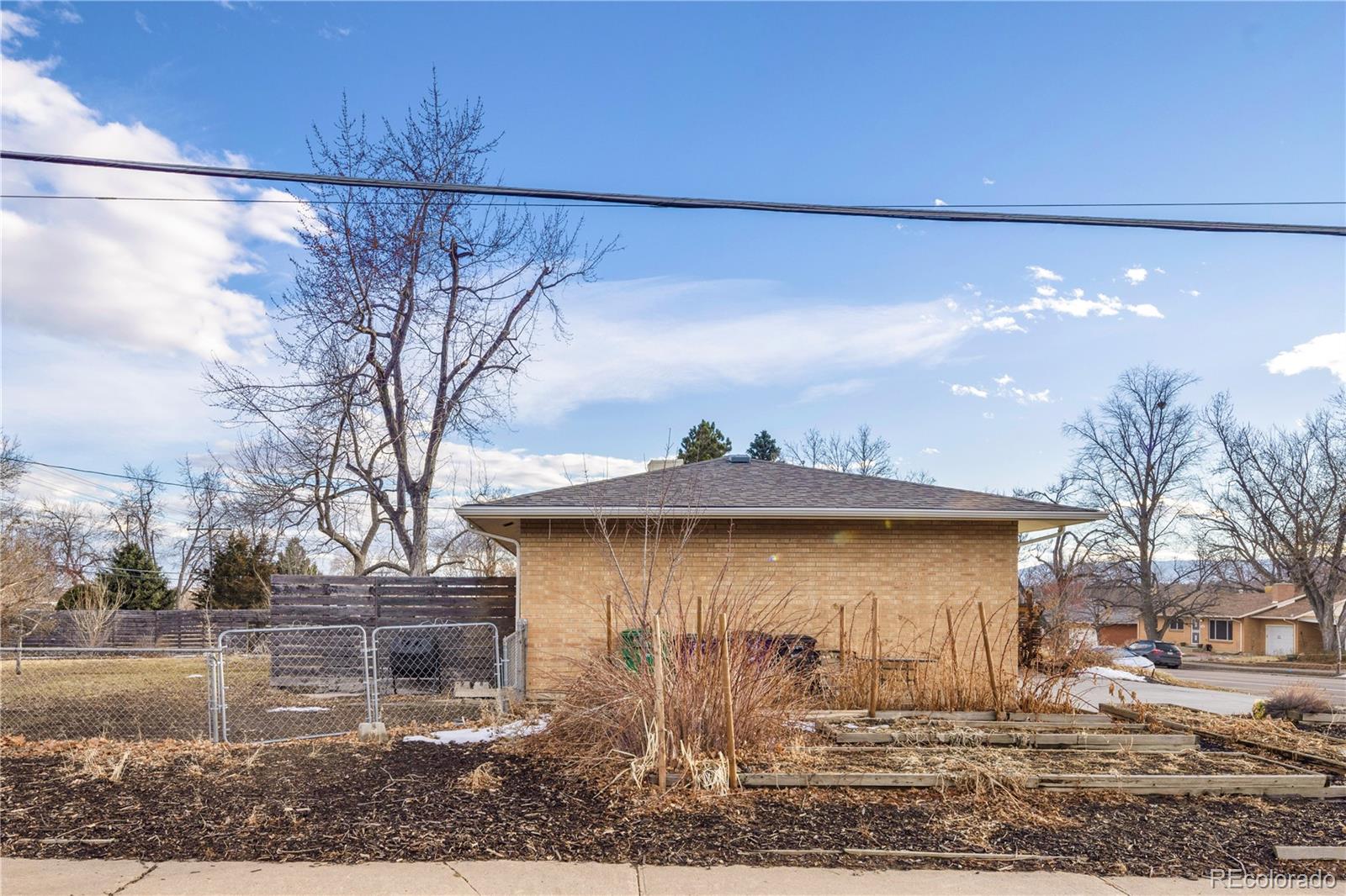 MLS Image #38 for 2904 s raleigh street,denver, Colorado