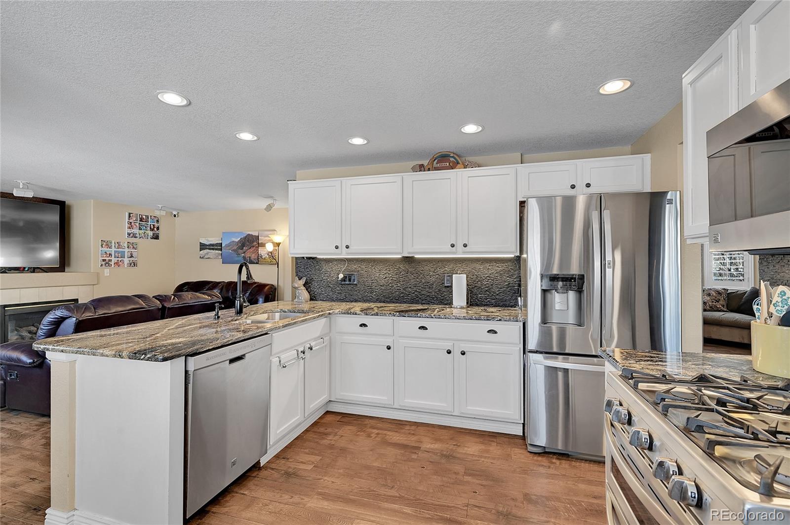 MLS Image #10 for 14558  vine street,thornton, Colorado
