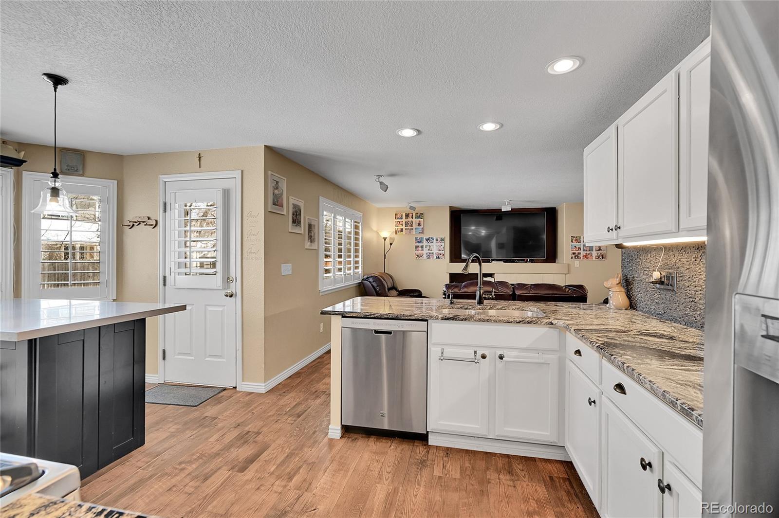 MLS Image #8 for 14558  vine street,thornton, Colorado