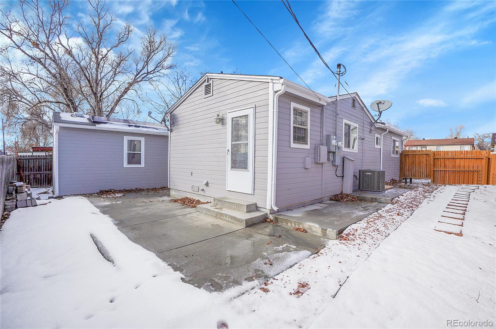 MLS Image #14 for 3190 w hawthorne place,denver, Colorado