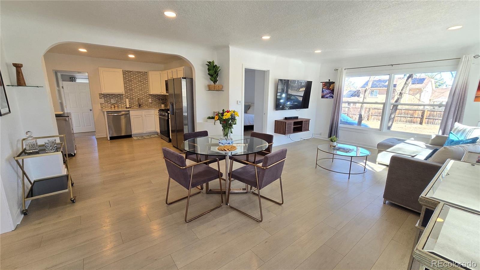 MLS Image #4 for 6005 e iowa avenue,denver, Colorado
