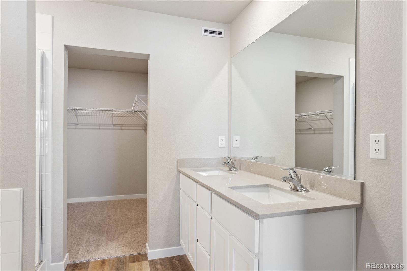 MLS Image #7 for 48220  shetland drive,bennett, Colorado