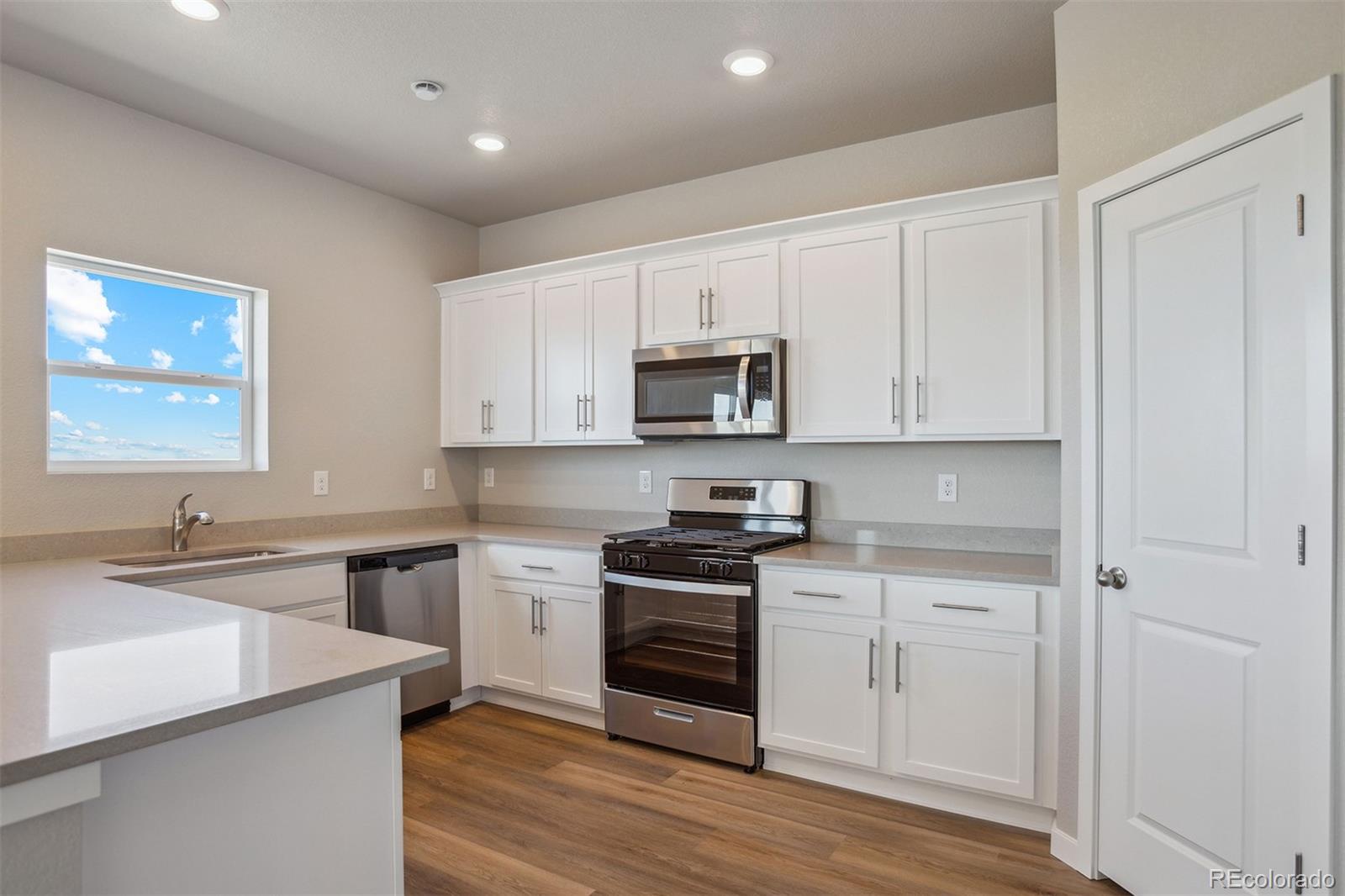 MLS Image #1 for 48295  shetland drive,bennett, Colorado