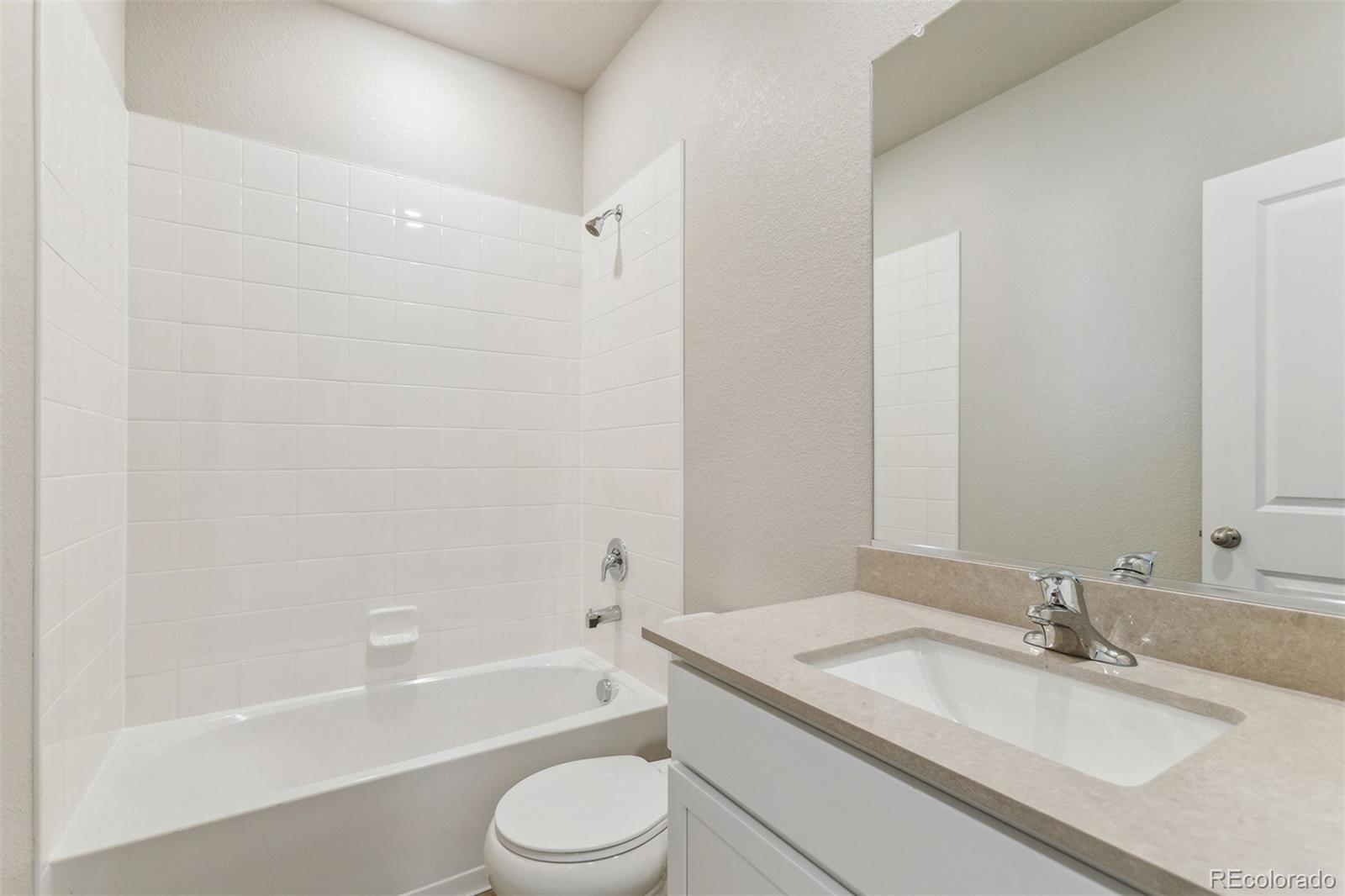 MLS Image #11 for 48260  shetland drive,bennett, Colorado
