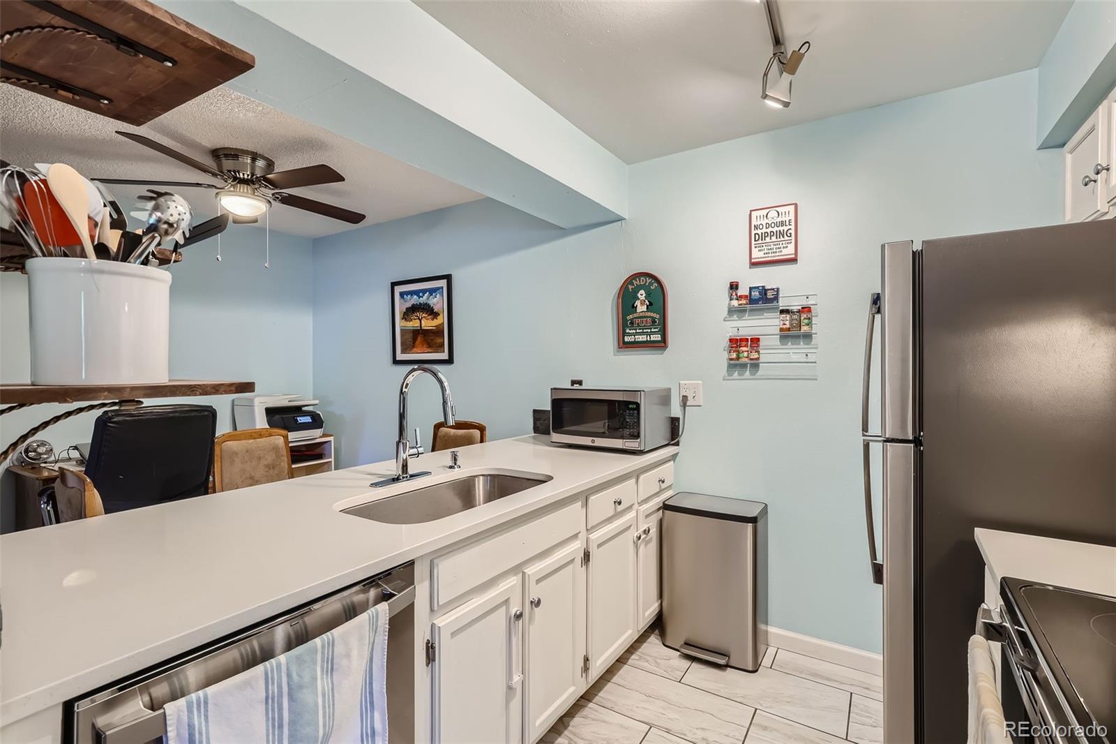 MLS Image #11 for 3141 s tamarac drive,denver, Colorado