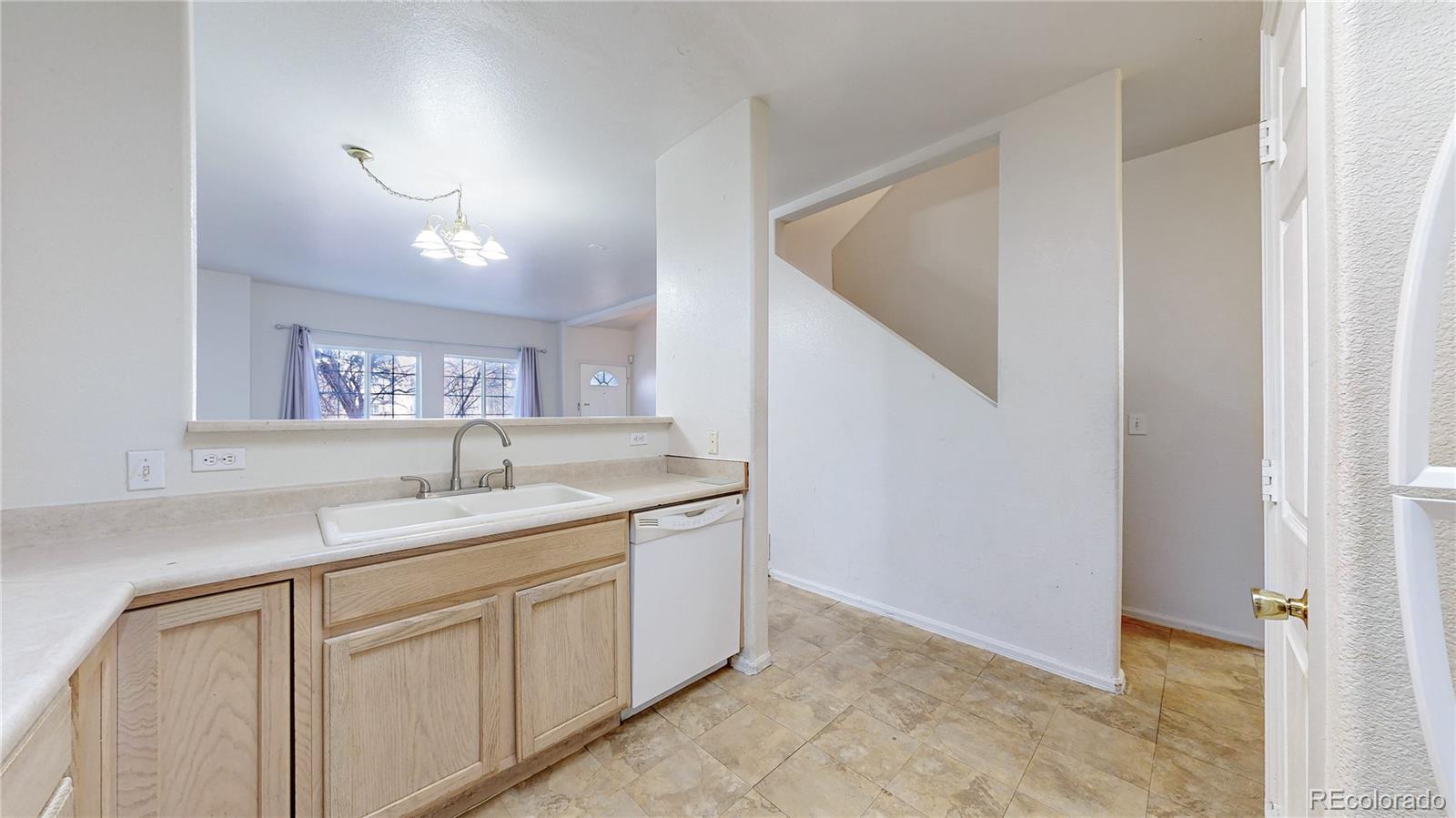 MLS Image #11 for 12327 e tennessee drive 107,aurora, Colorado