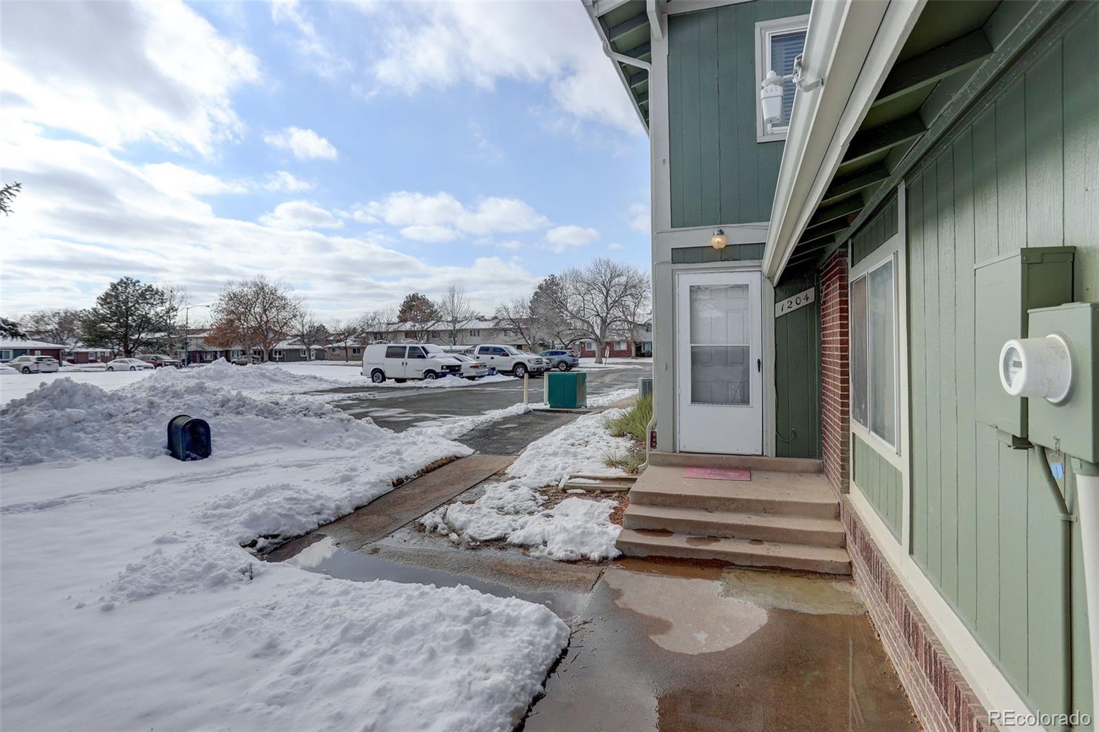 MLS Image #16 for 1204 s uvalda street,aurora, Colorado