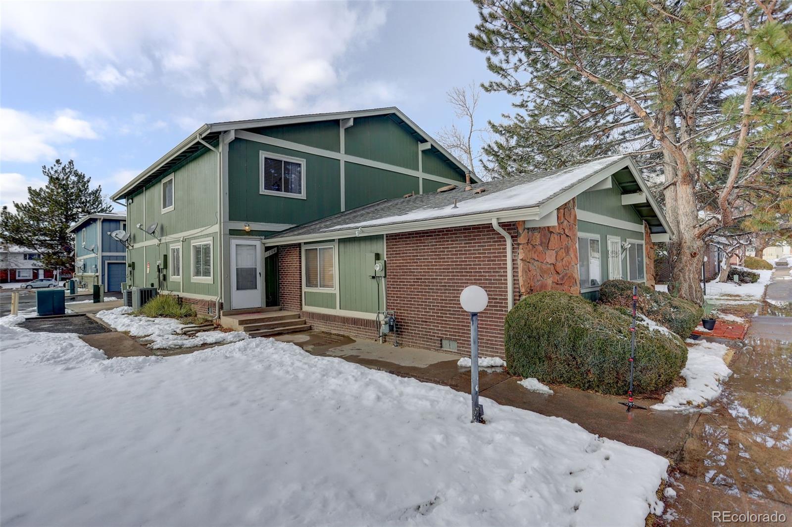 MLS Image #6 for 1204 s uvalda street,aurora, Colorado