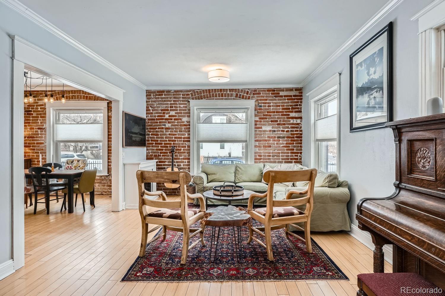 MLS Image #4 for 201 s logan street,denver, Colorado