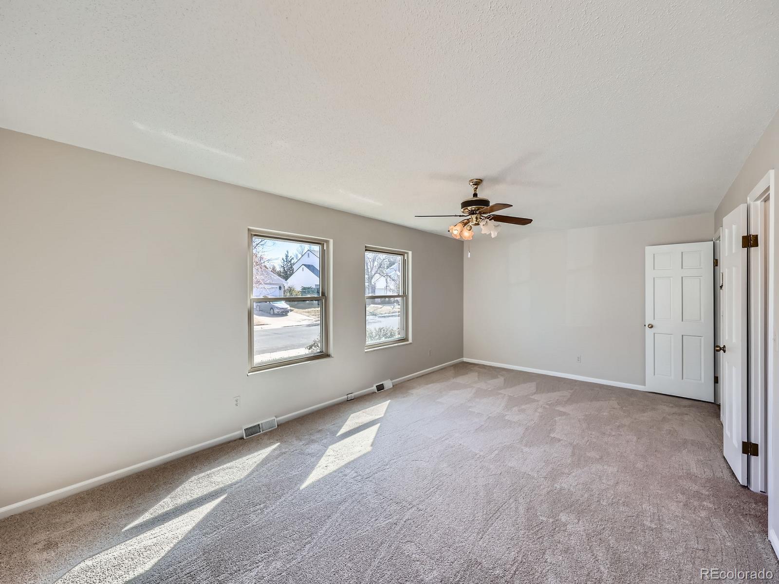 MLS Image #14 for 1467 s kenton street,aurora, Colorado