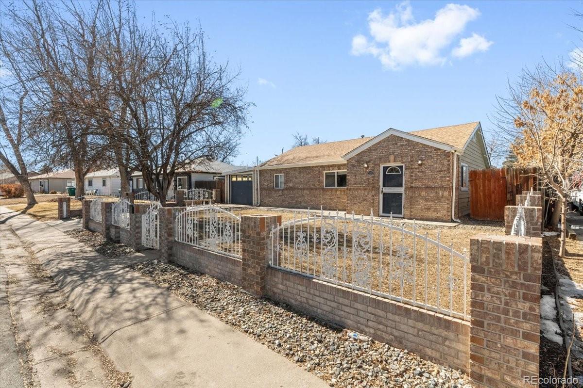 MLS Image #1 for 1185  worchester street,aurora, Colorado