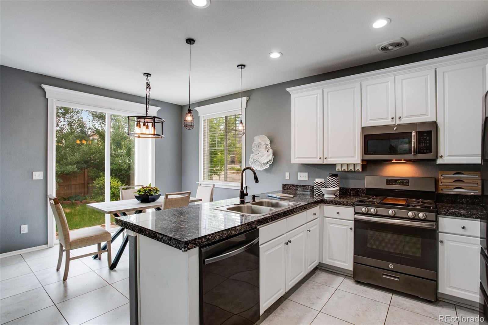 MLS Image #7 for 602  mathews way,erie, Colorado