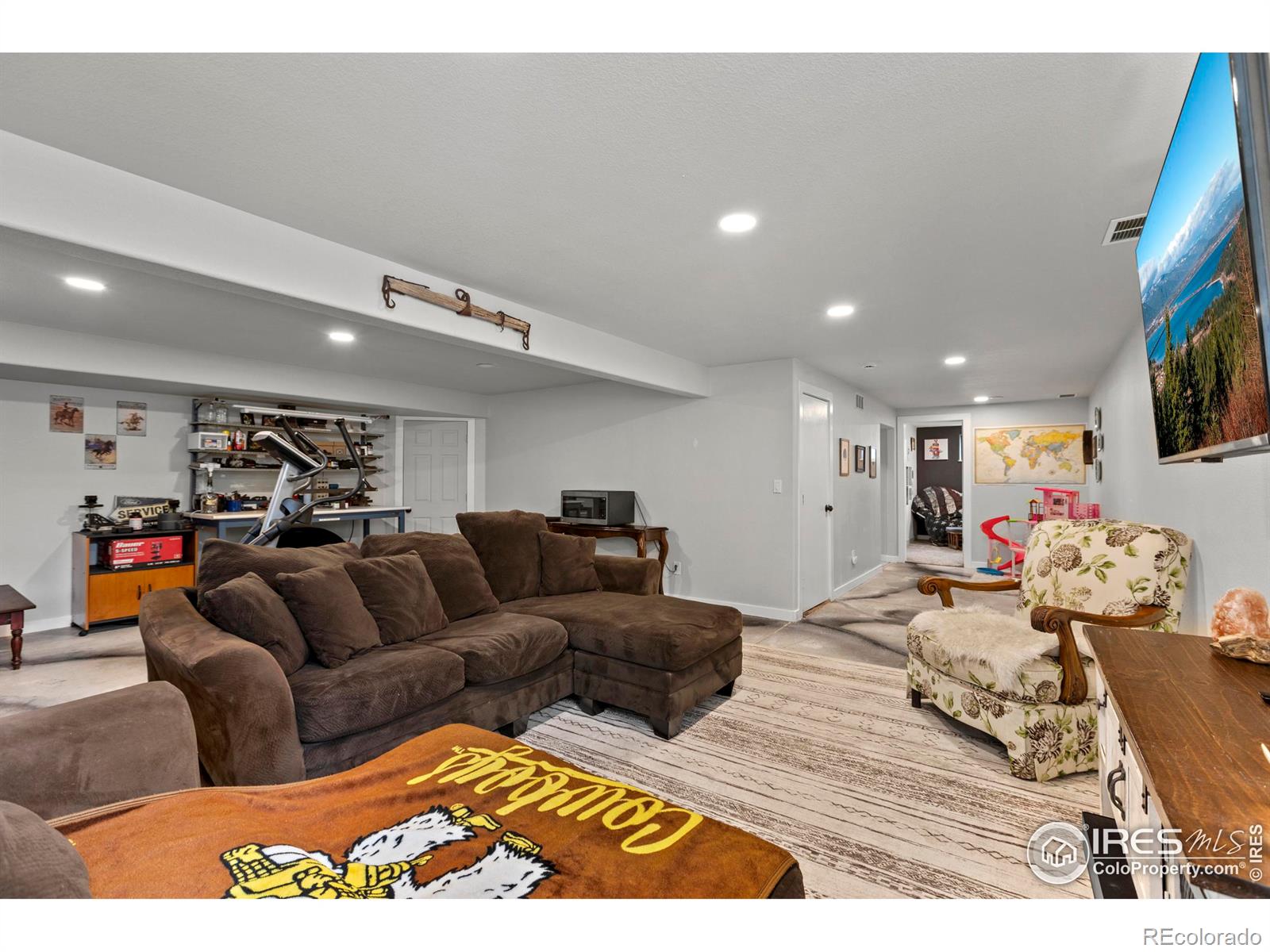 MLS Image #22 for 326  riviera lane,johnstown, Colorado