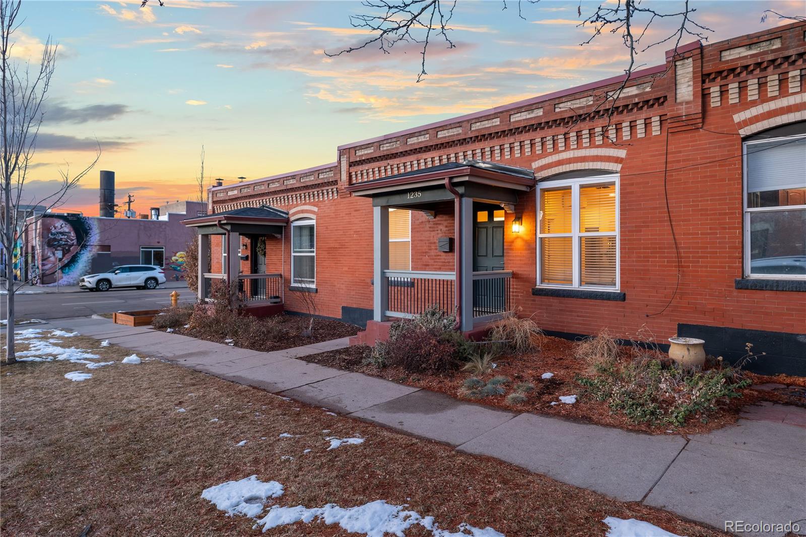 MLS Image #2 for 1235  31st street,denver, Colorado