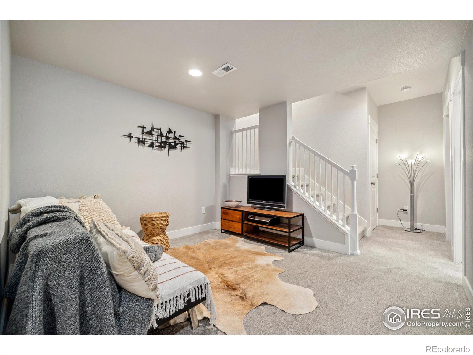 MLS Image #23 for 6334 n dayton way,denver, Colorado