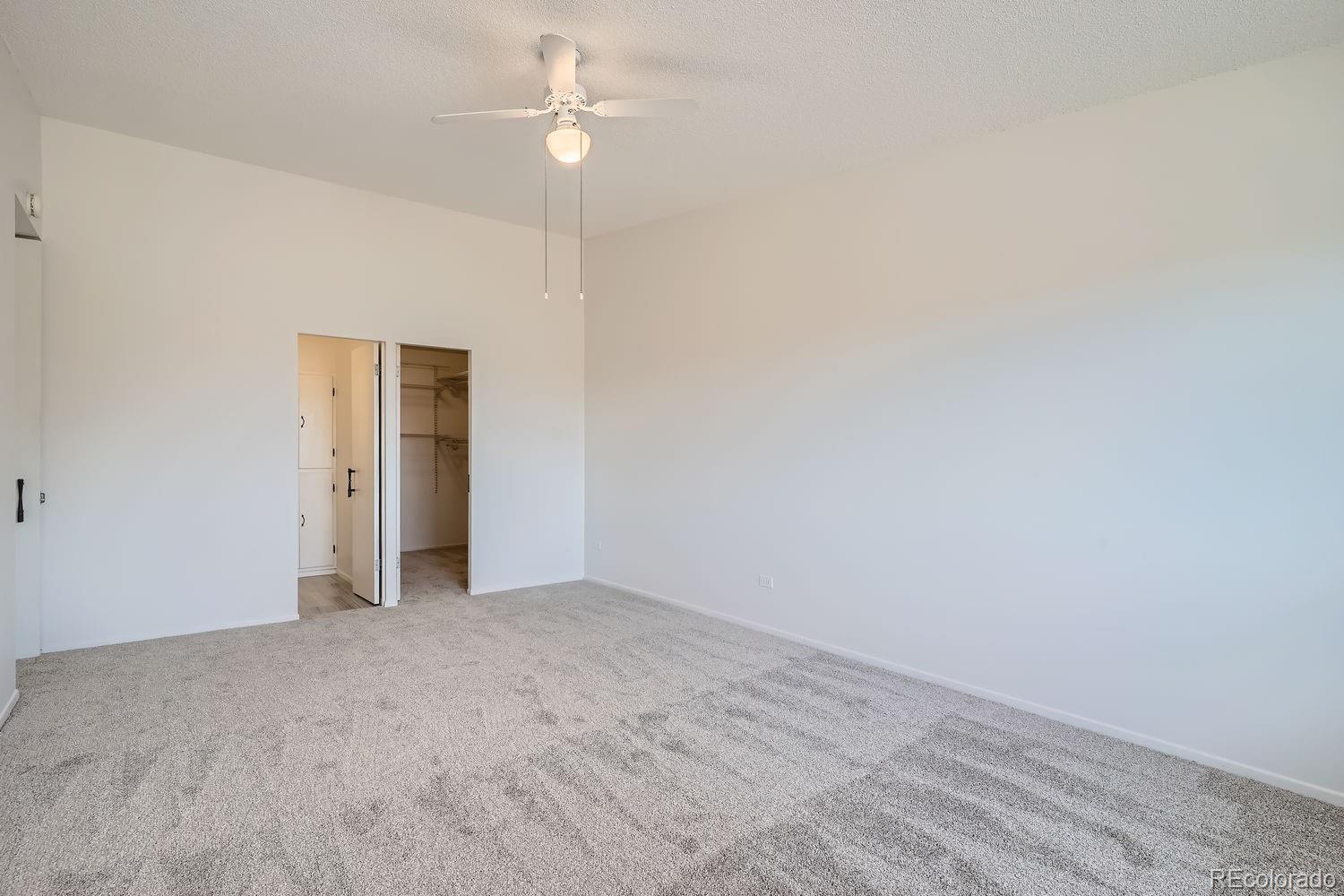 MLS Image #14 for 650 s clinton street,denver, Colorado