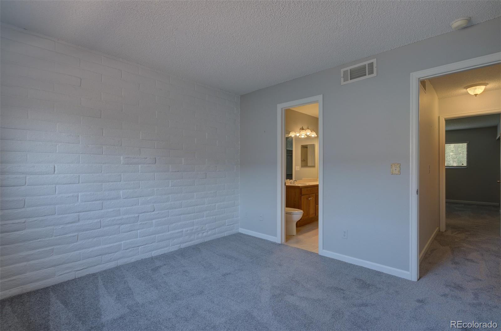 MLS Image #21 for 1060 s parker road,denver, Colorado