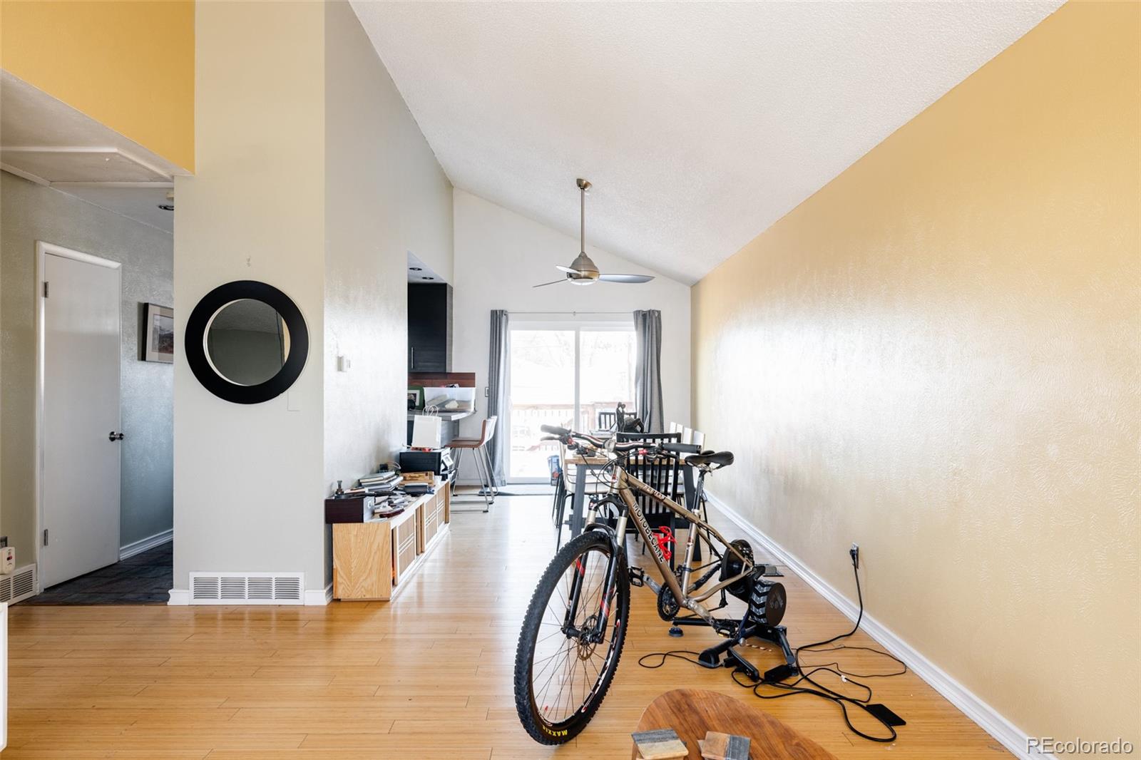 MLS Image #13 for 2664 s grant street,denver, Colorado