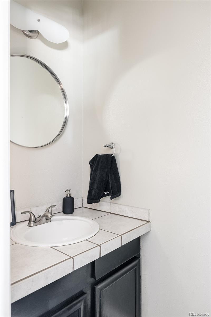 MLS Image #16 for 2664 s grant street,denver, Colorado