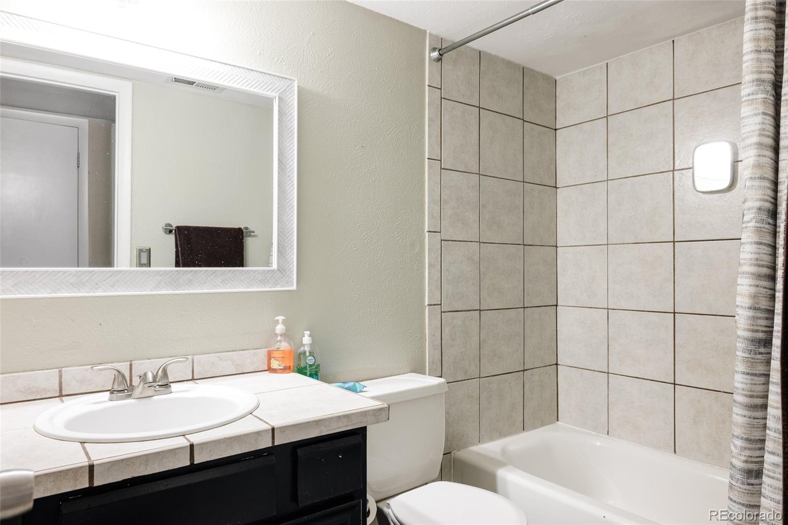 MLS Image #18 for 2664 s grant street,denver, Colorado