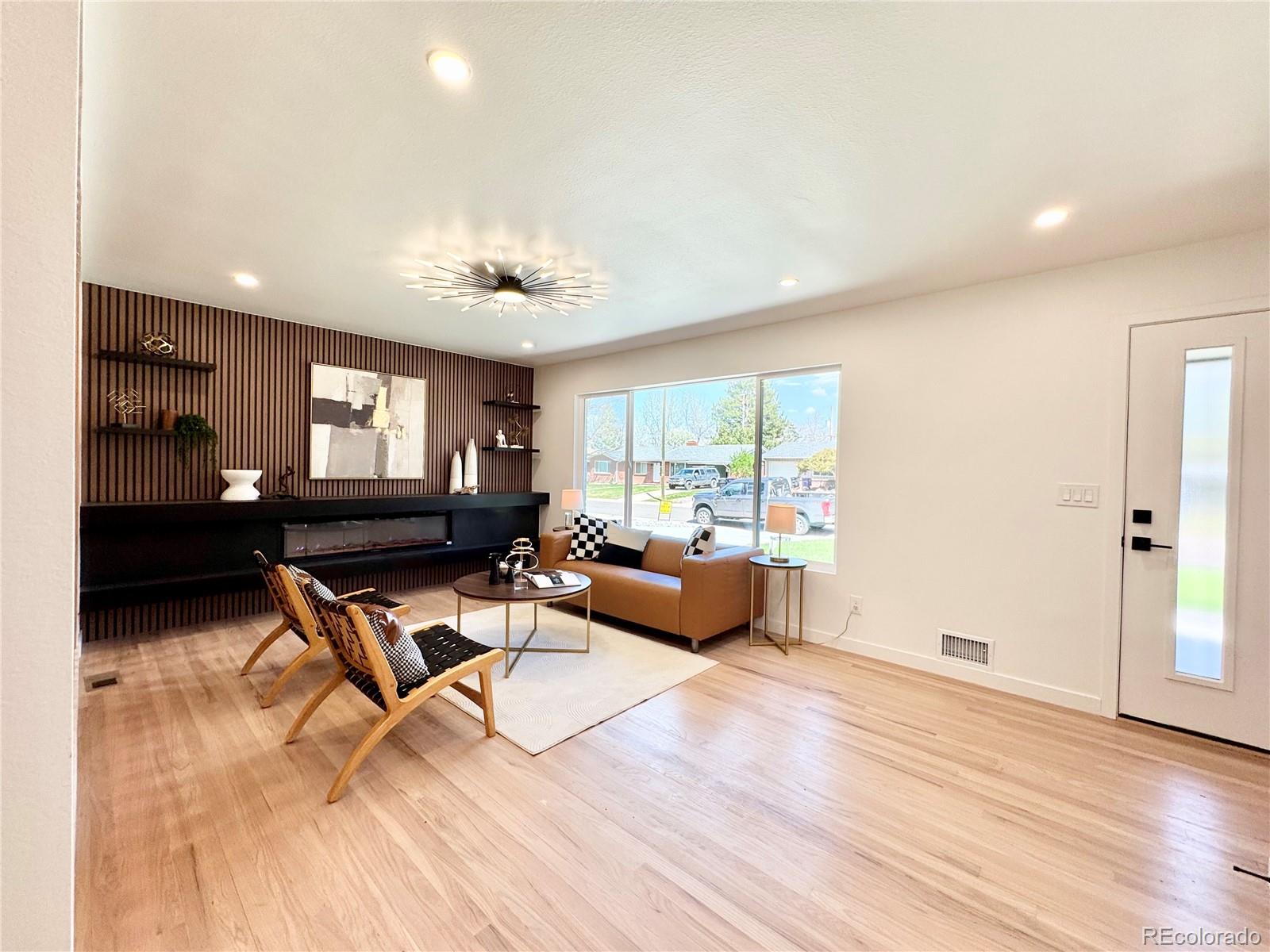 MLS Image #4 for 1559 s forest street,denver, Colorado