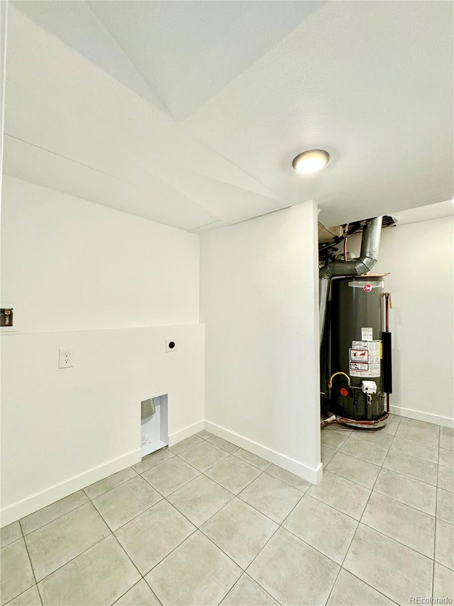 MLS Image #46 for 1559 s forest street,denver, Colorado