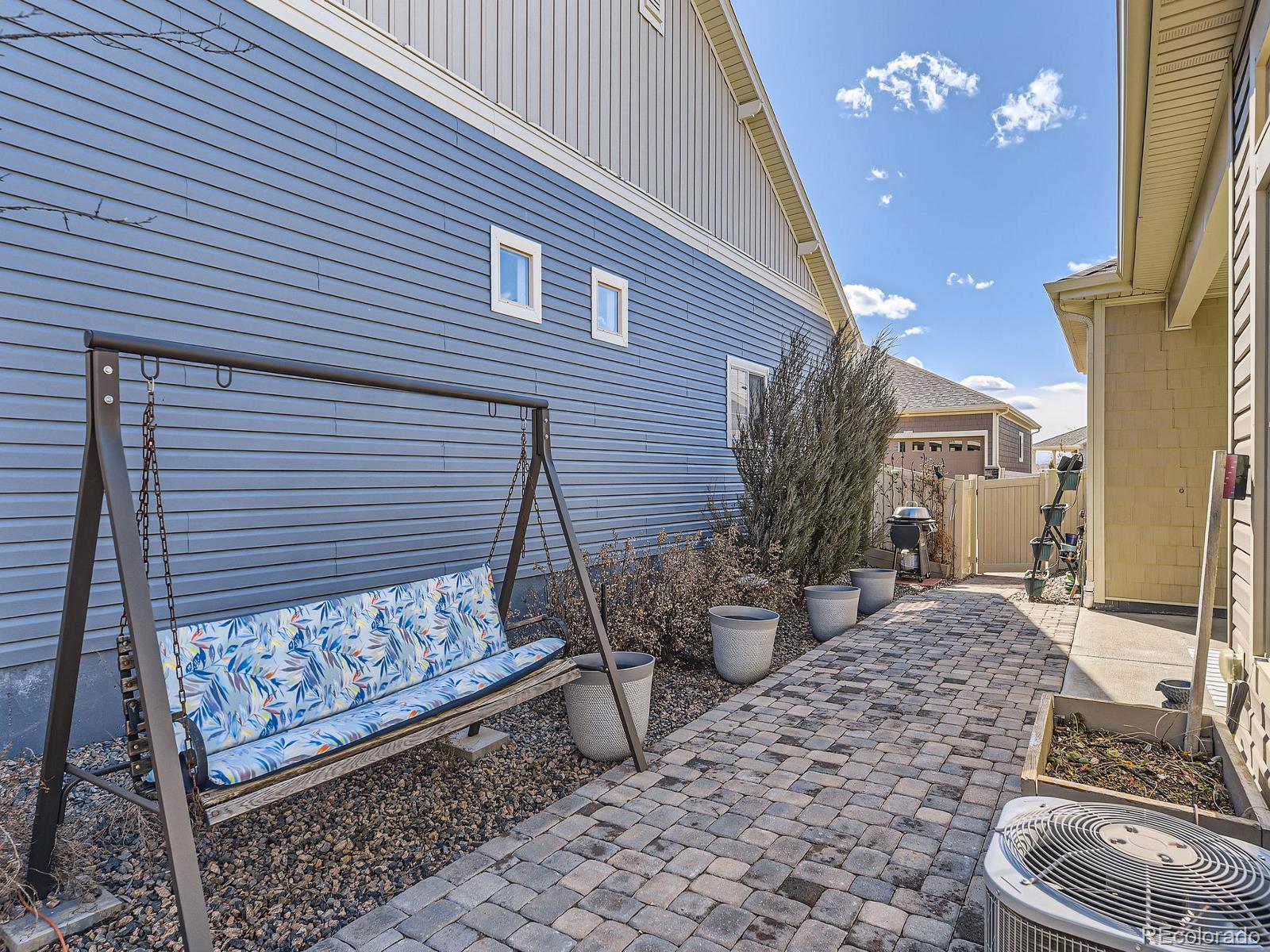 MLS Image #27 for 20370 e 52nd avenue,denver, Colorado