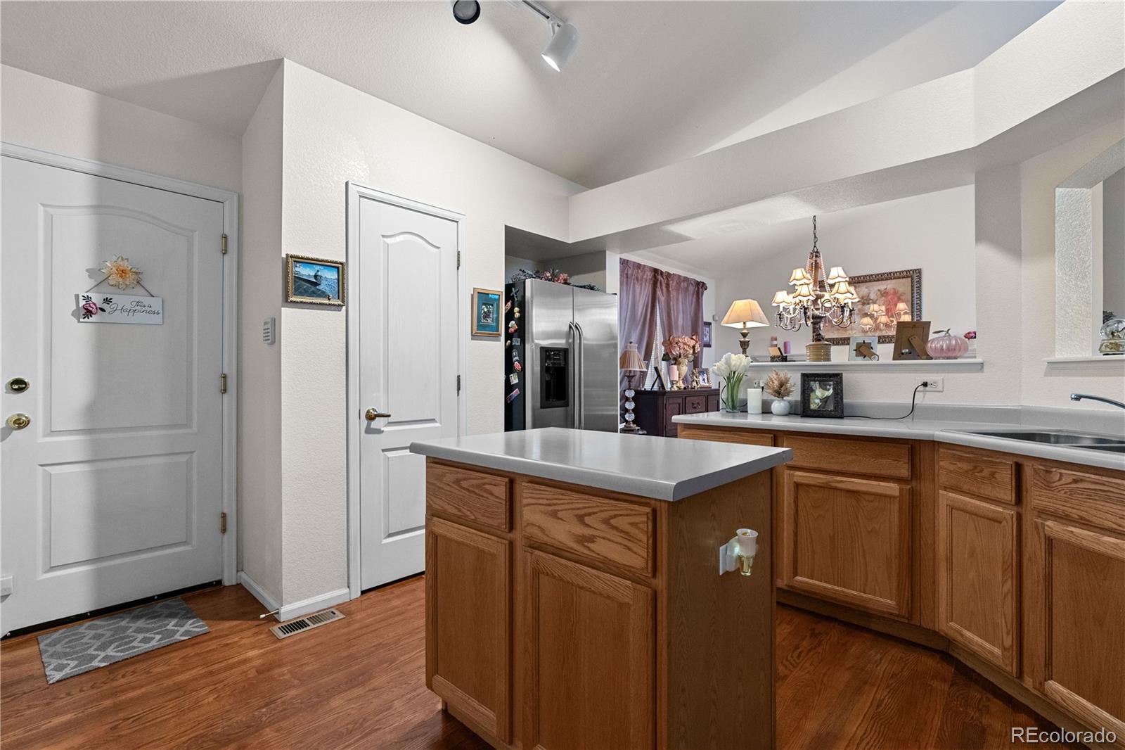 MLS Image #11 for 9567  brentwood way,broomfield, Colorado