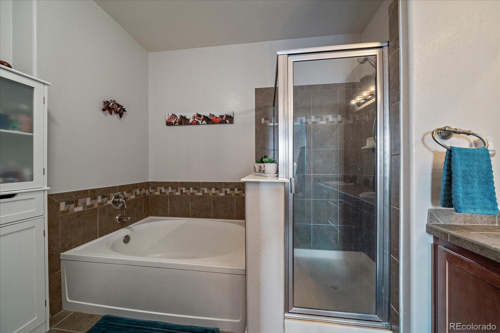 MLS Image #10 for 9019 e panorama circle,englewood, Colorado