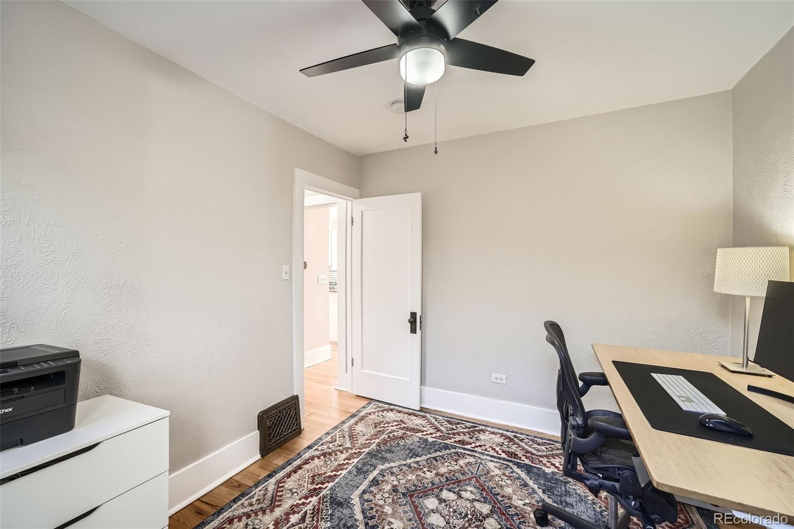 MLS Image #14 for 1640  harrison street,denver, Colorado