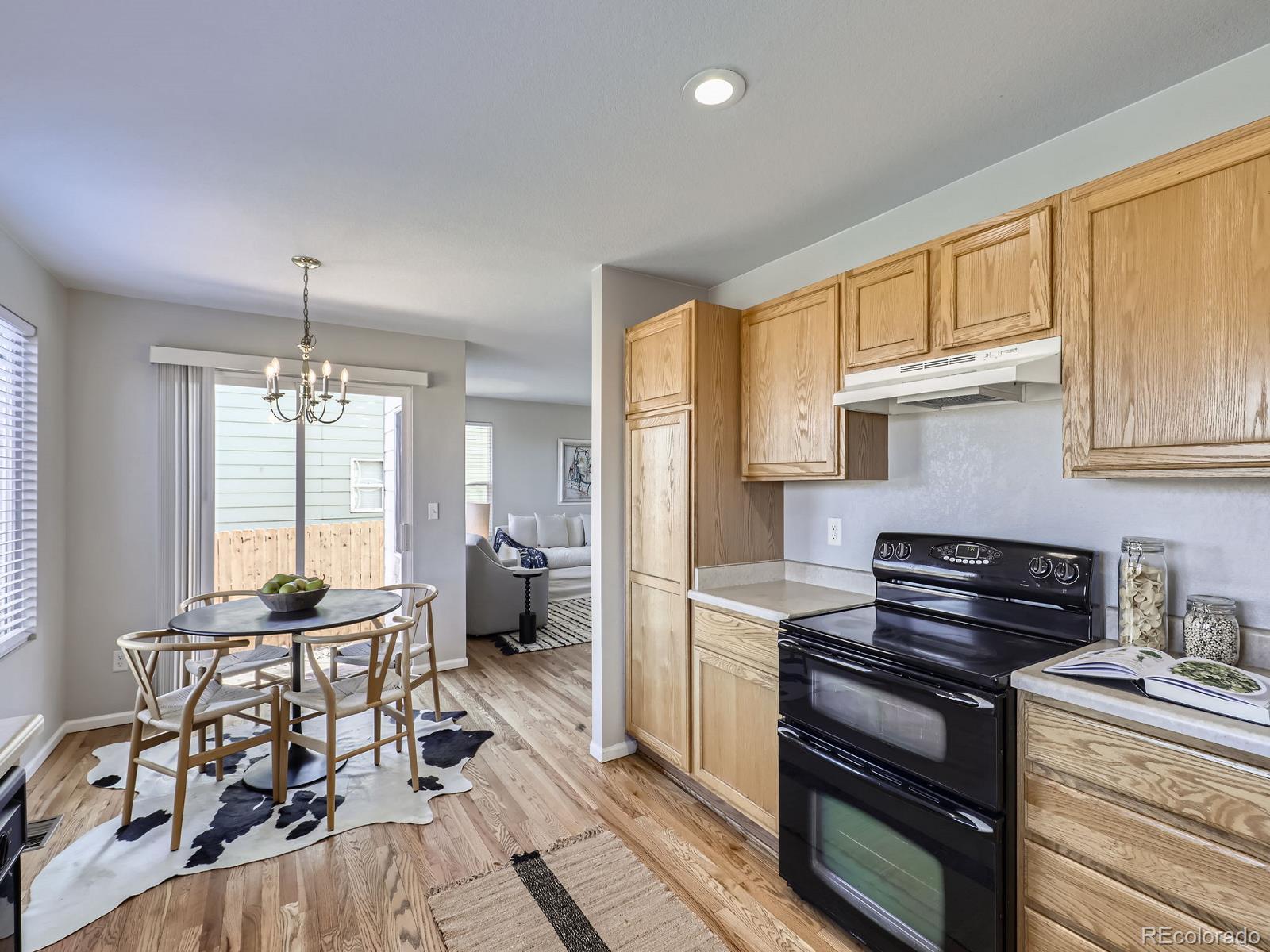 MLS Image #7 for 15047 e 50th drive,denver, Colorado