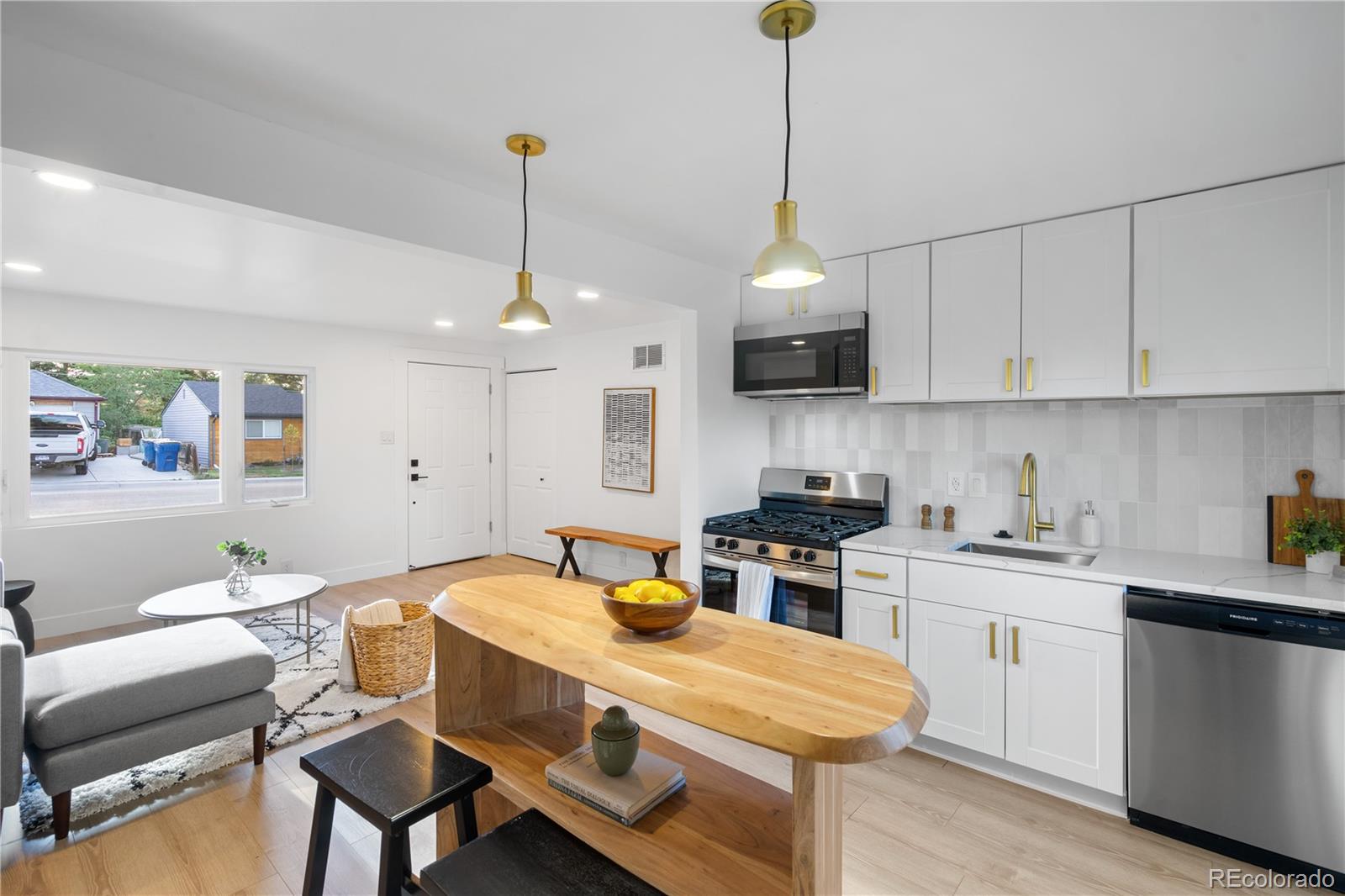 MLS Image #6 for 3980 s hazel court,englewood, Colorado