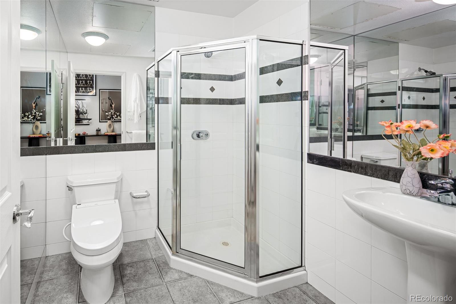 MLS Image #33 for 1499  blake street,denver, Colorado