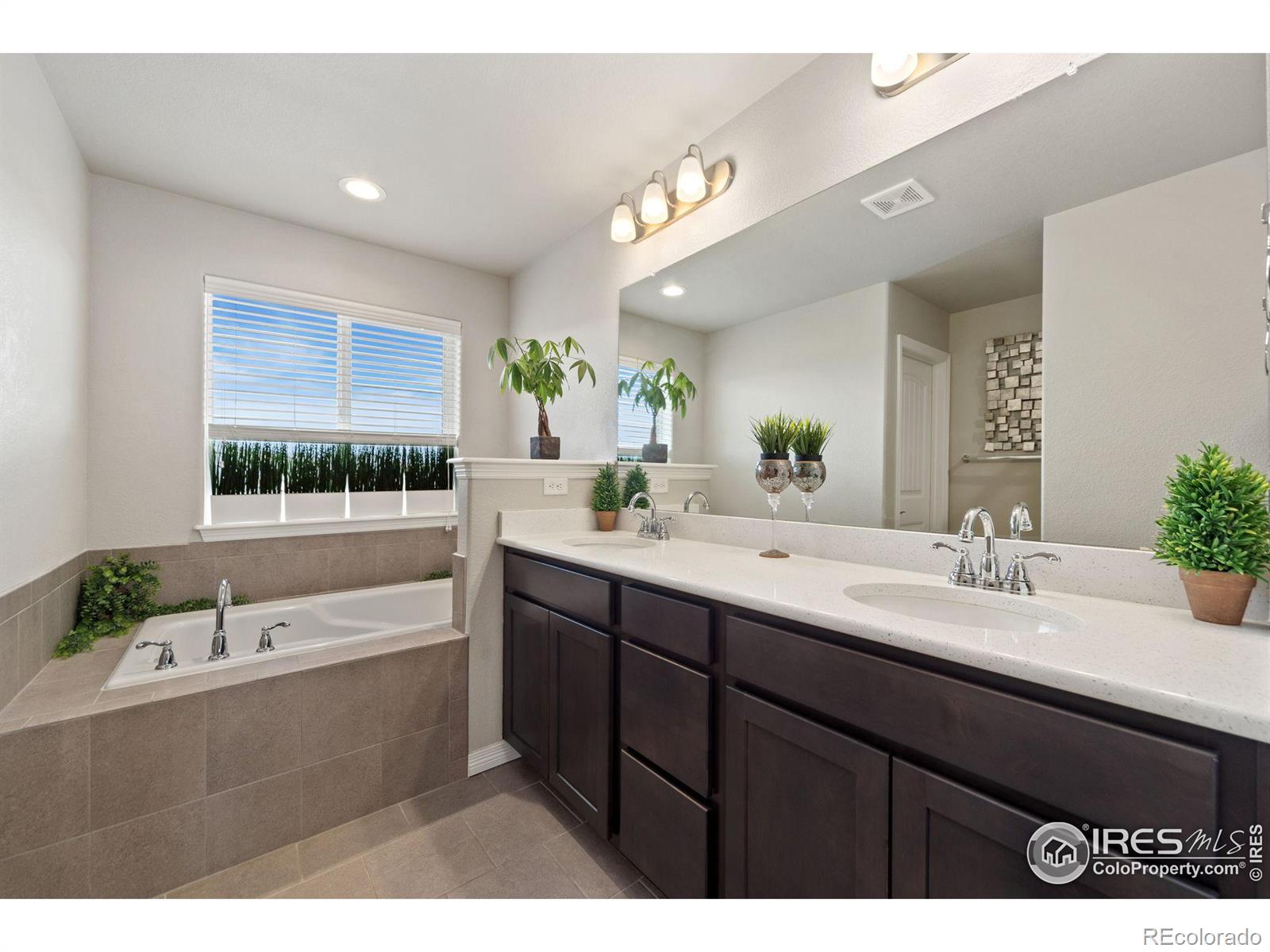 MLS Image #15 for 5473  segundo drive,loveland, Colorado