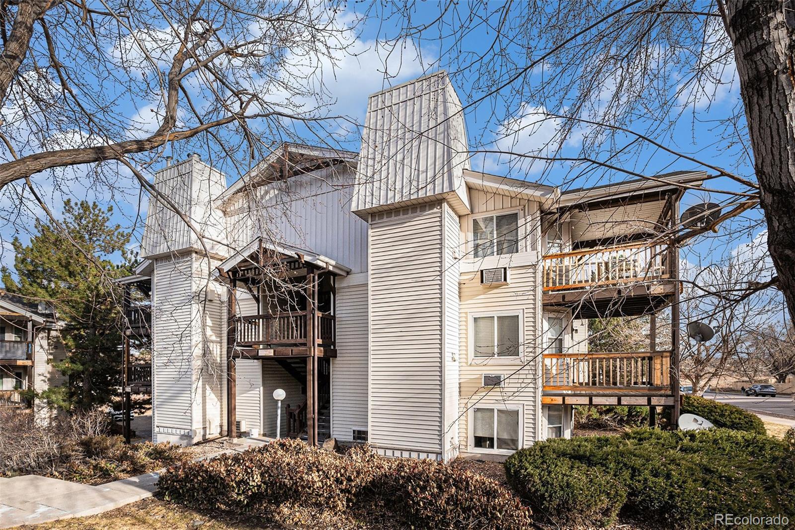 MLS Image #2 for 17505 e mansfield avenue,aurora, Colorado