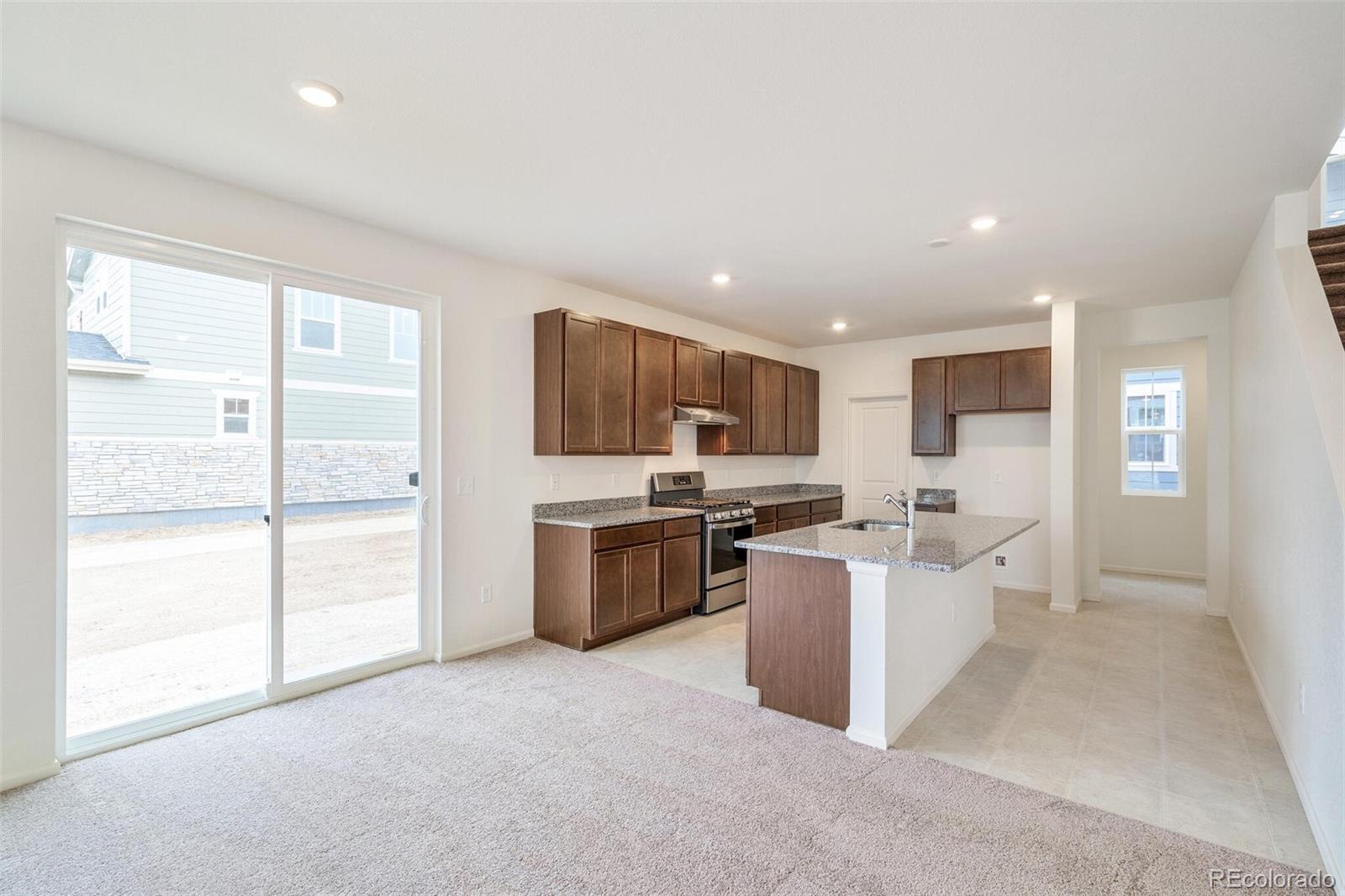 MLS Image #10 for 20630 e 58th avenue,aurora, Colorado