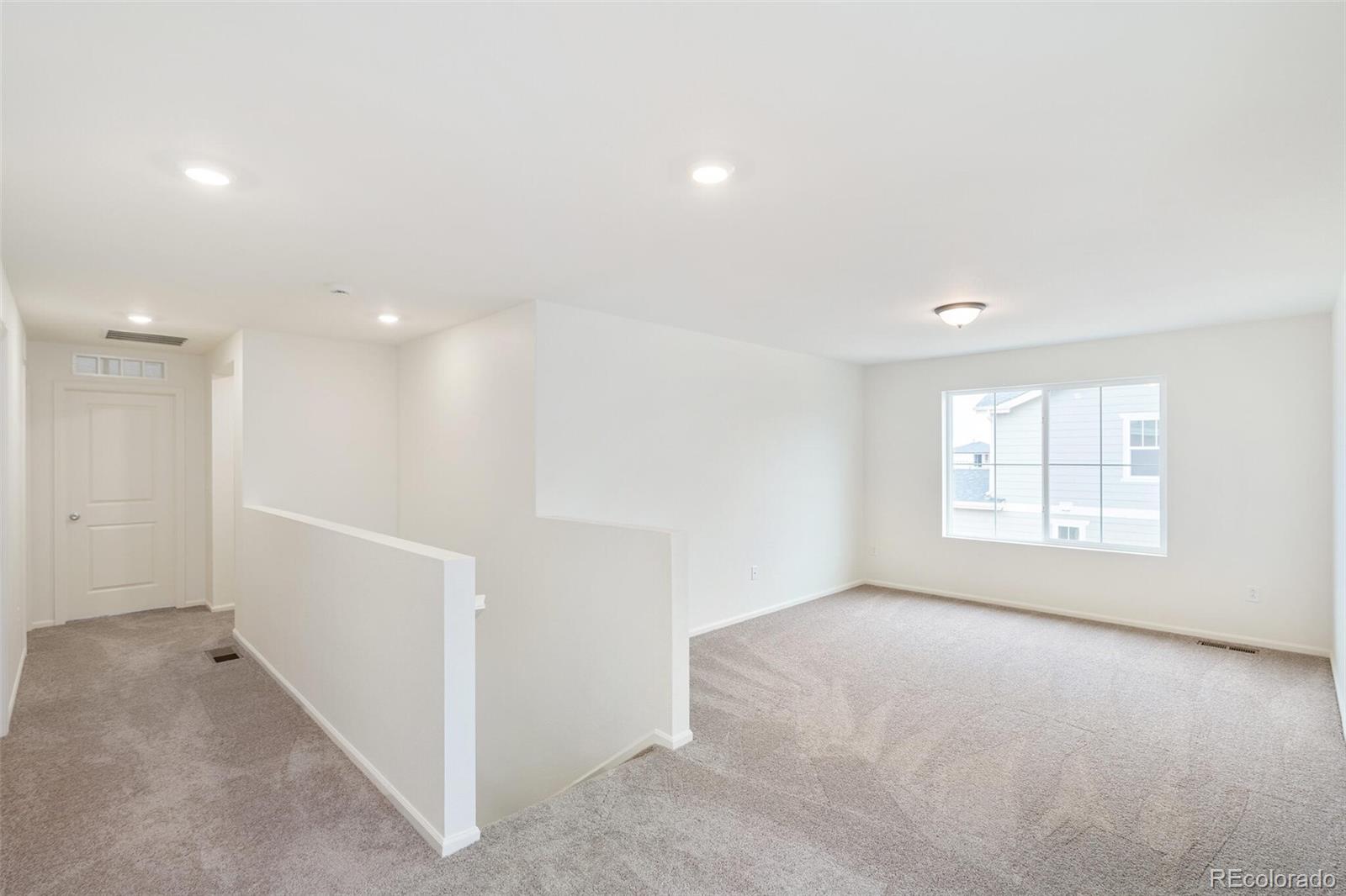 MLS Image #19 for 20630 e 58th avenue,aurora, Colorado