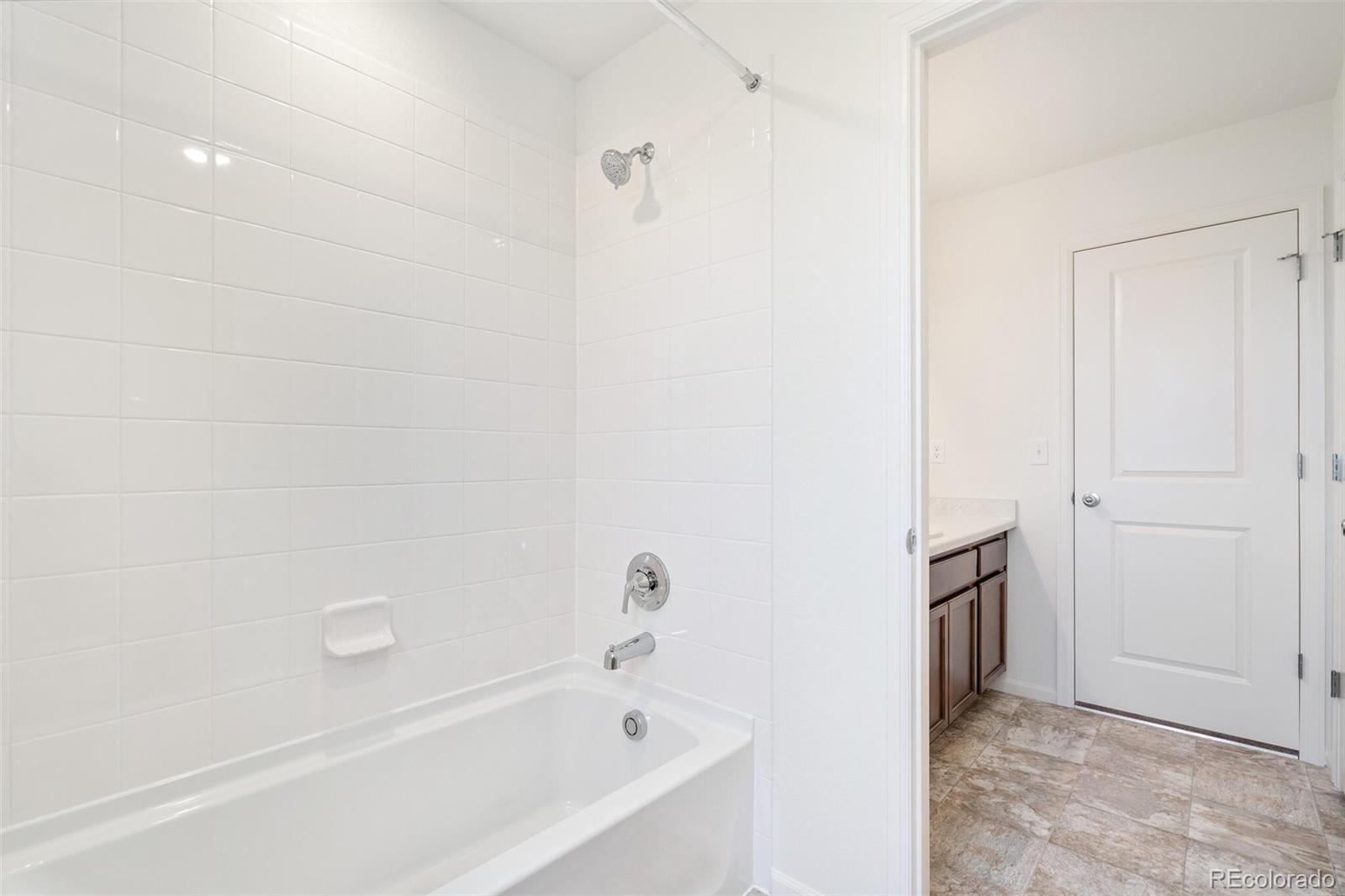 MLS Image #29 for 20630 e 58th avenue,aurora, Colorado