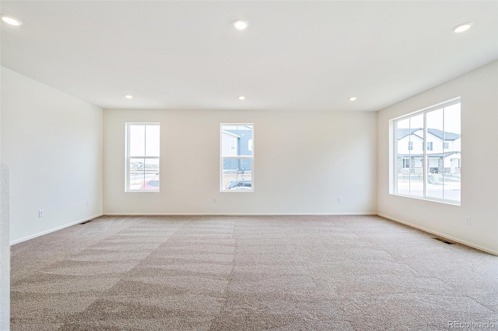 MLS Image #8 for 20630 e 58th avenue,aurora, Colorado