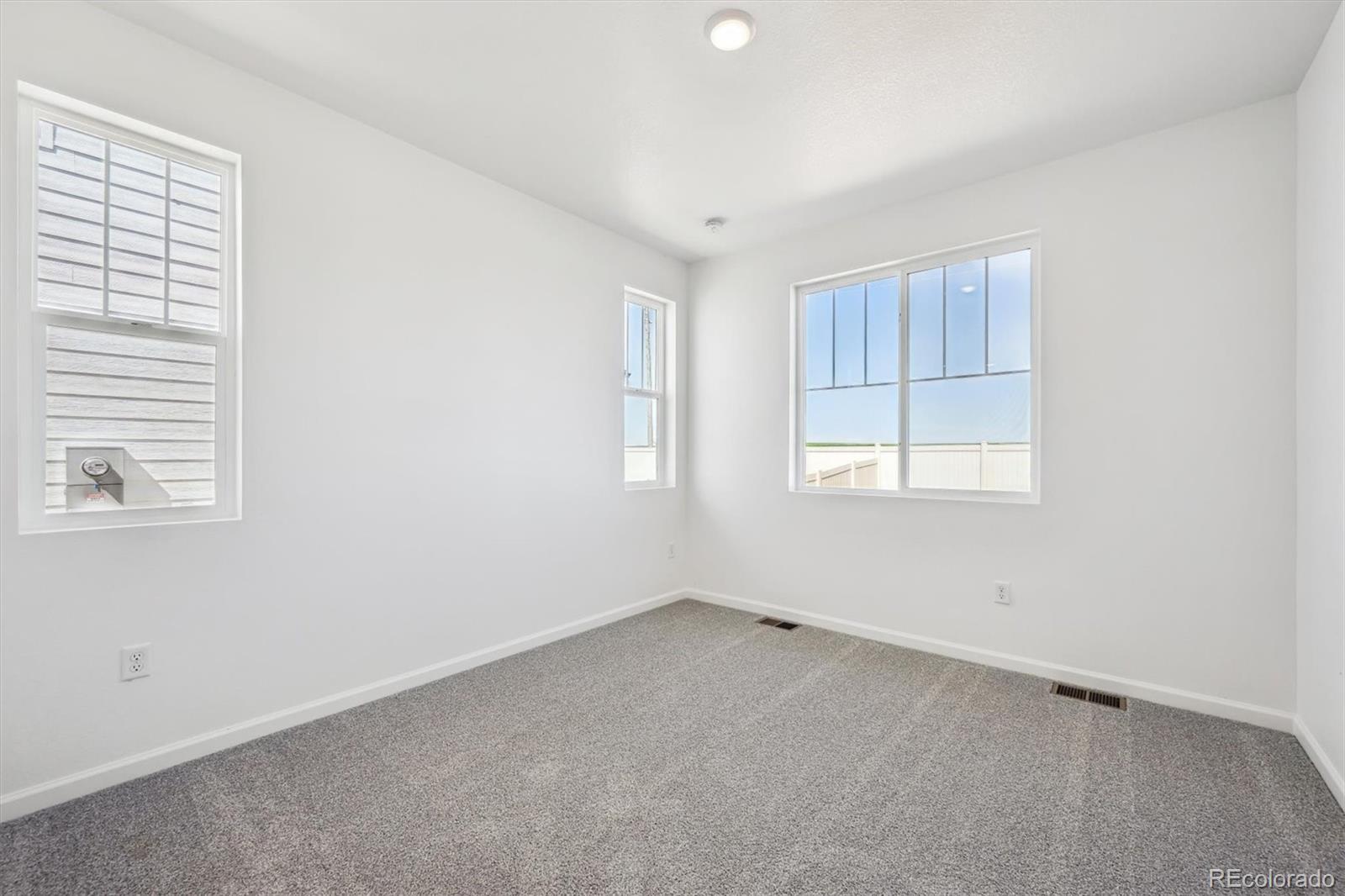 MLS Image #11 for 317 w owen avenue,keenesburg, Colorado